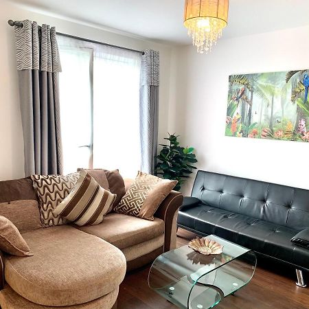2-Bedrooms Modern Apartment Next To Velodrome, Lounge, Balcony, Parking, Abba Londres Exterior foto