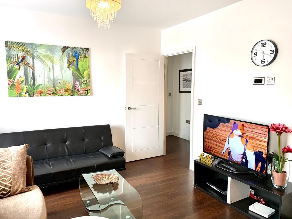 2-Bedrooms Modern Apartment Next To Velodrome, Lounge, Balcony, Parking, Abba Londres Exterior foto